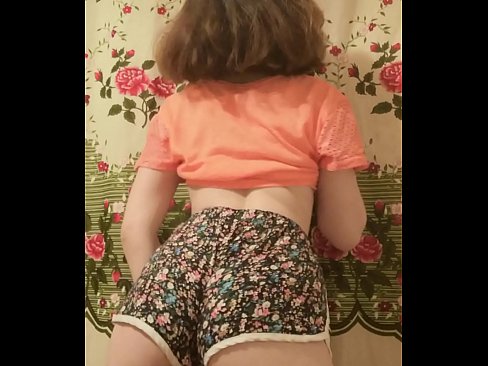 ❤️ 性感的年輕寶貝在相機上脫掉她的短褲 ️❌ 性愛視頻 在 zh-tw.milf300com.ru ❤